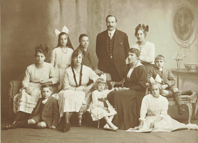 Youkstetter family in summer 1918